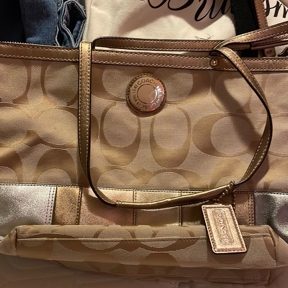 Coach purse
